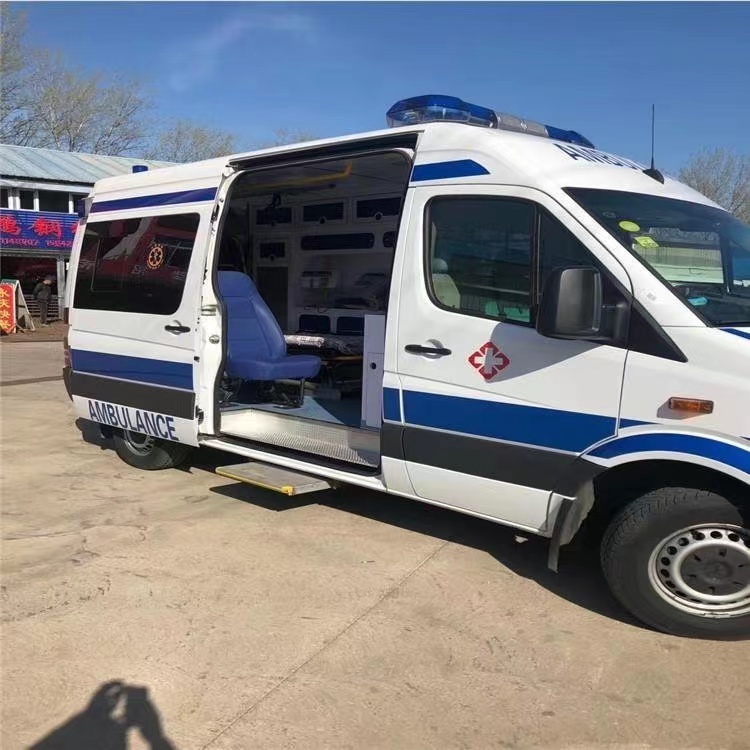 泸西私人长途救护车出租转院回家